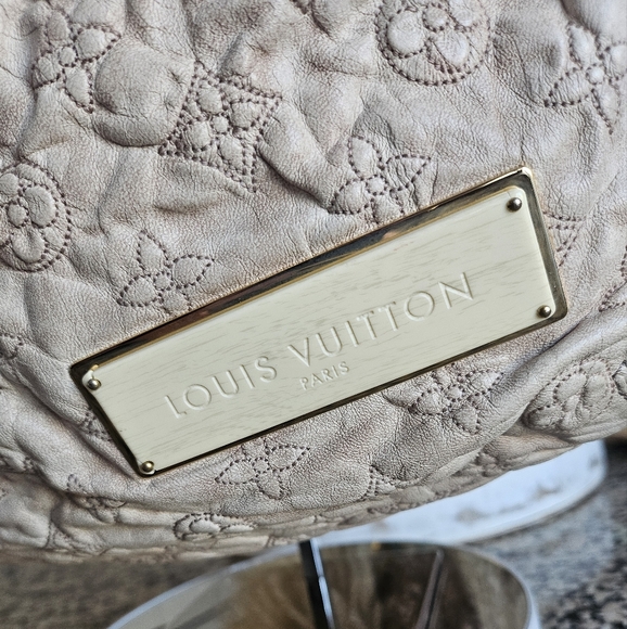 Louis Vuitton Monogram Olympe Nimbus- Authentic Runway bag - Picture 3 of 15